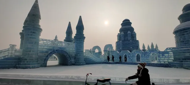 Ice and Snow Big World Ticket Office