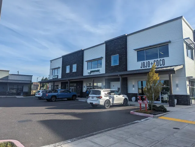 JoJo + CoCo Boutique Ridgefield