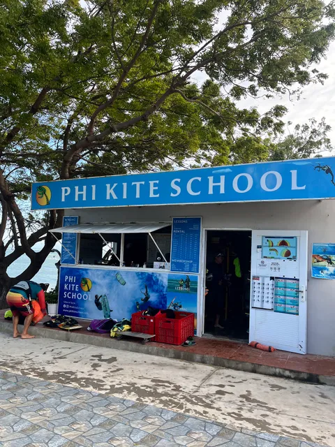 Phi Kite School - PhanRang , MỹHòa vi ( Lagoon)