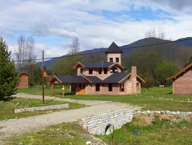 Hostería Tres Picos