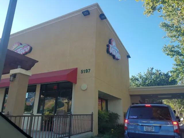 Del Taco