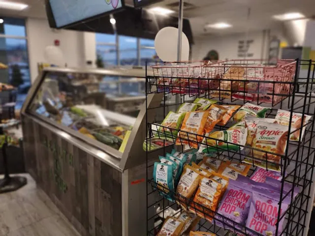 The green deli & juice bar