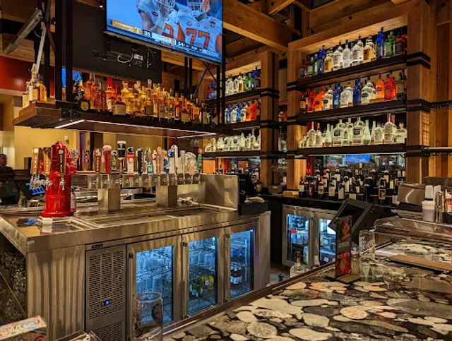 Lazy Dog Restaurant & Bar