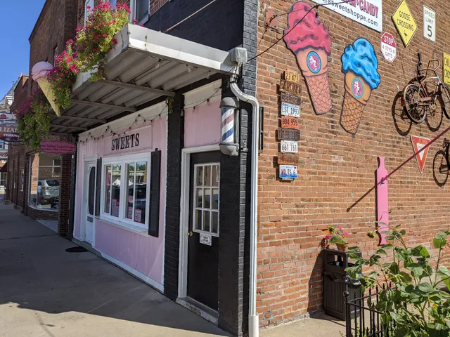 Three Sisters Sweet Shoppe