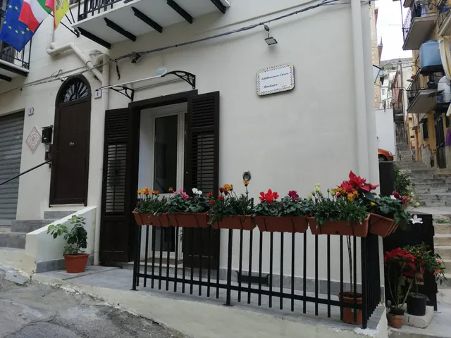 Opera Boutique Rooms B&B e Affittacamere