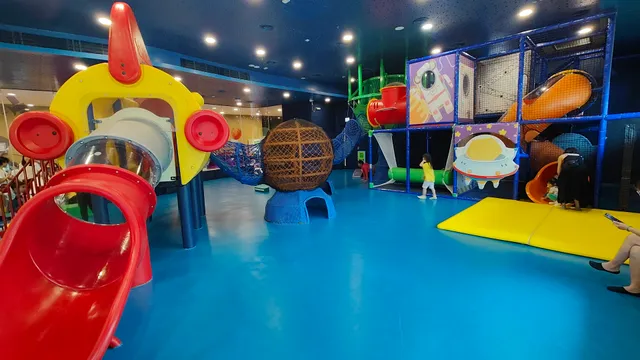 Siu Lun Sports Centre