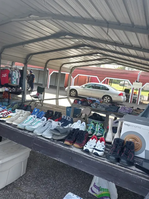 Tripple S Flea Market