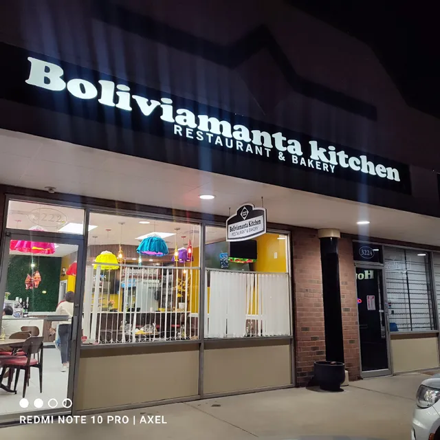 Bolivia Manta Kitchen