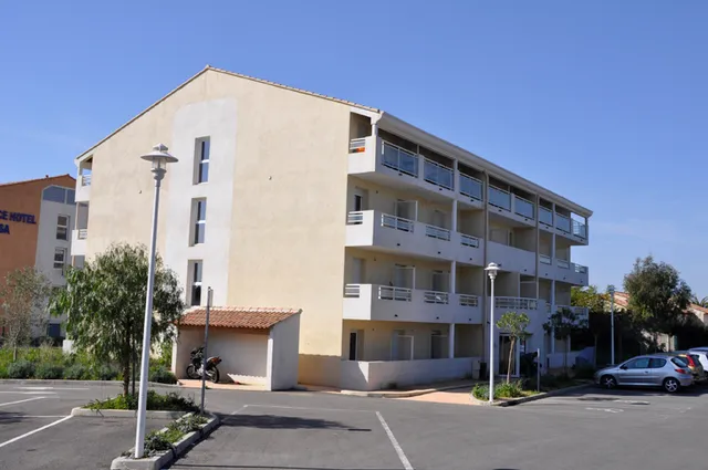 Résidence Hôtelière LE BEAU LIEU - La Garde