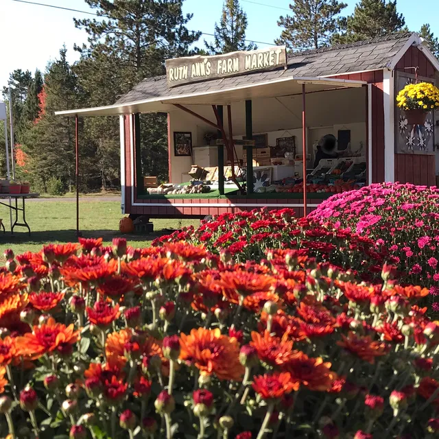 Ruth Ann’s Farm Market