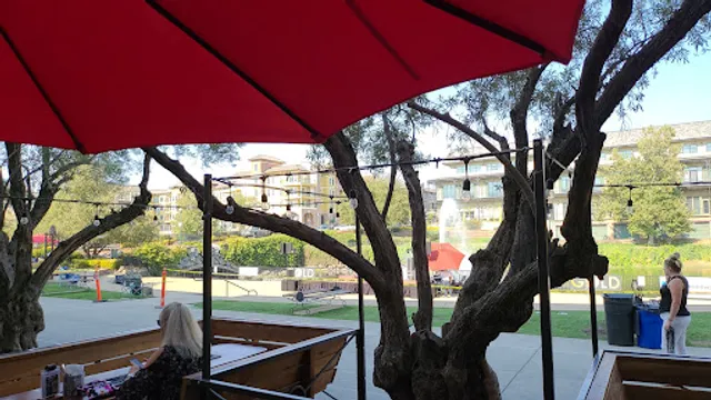 Brickyard Counter & Bar