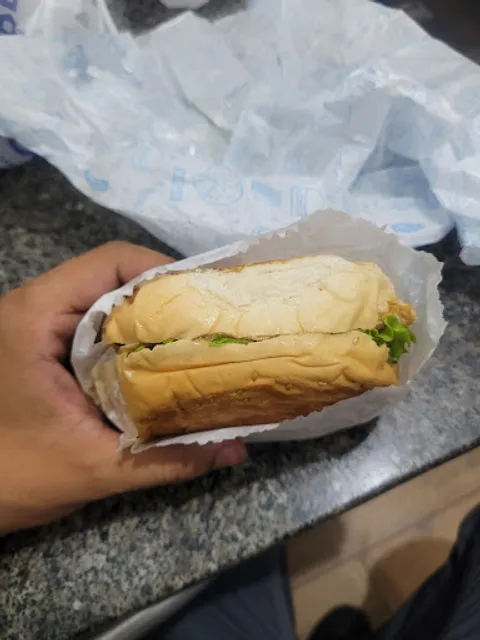 Ed Lanches
