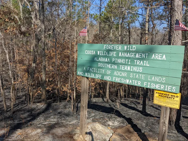 Pinhoti Trail - Southern Terminus