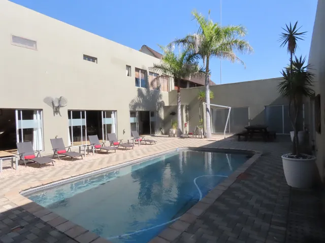 Sunset Lodge & Safaris Hoedspruit