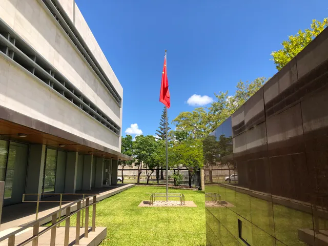 The Consulate General of The People's Republic of China