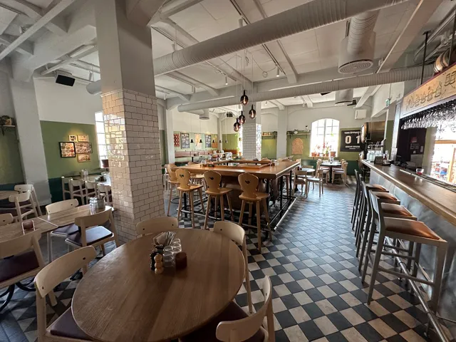 Schnitzelplatz Lagerhuset