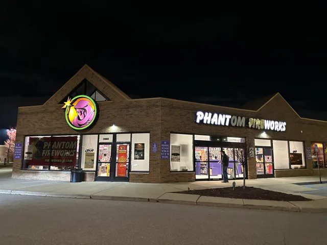 Phantom Fireworks of Sterling Heights