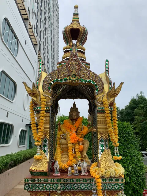 Four Face Buddha Shrine