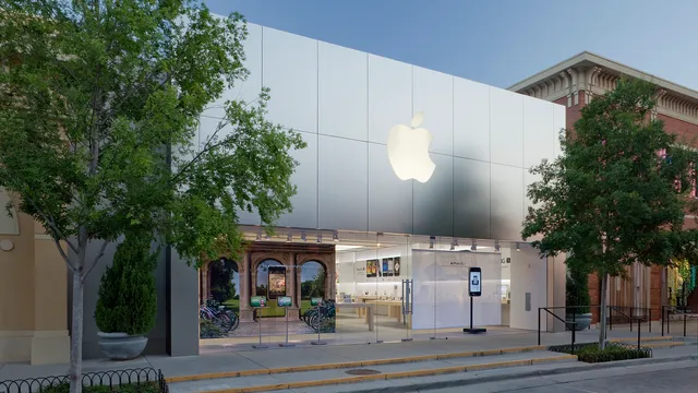 Apple Southlake Town Square