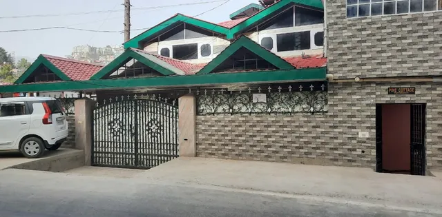 Pine Cottage Home Stay