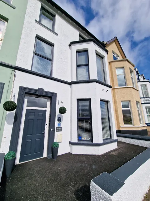 West Beach Apartments - Portrush by the Sea