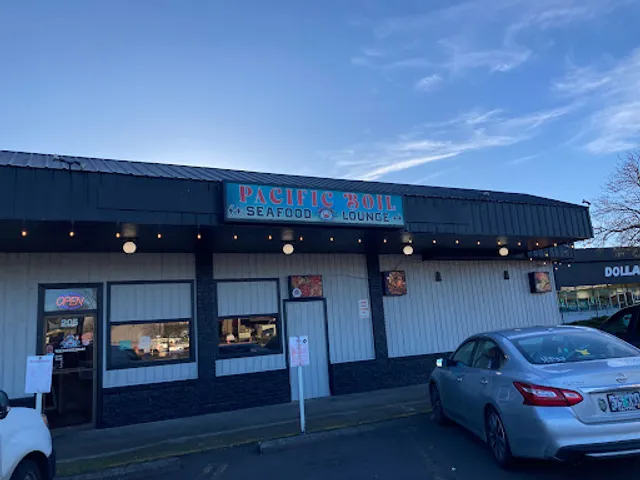 Pacific Boil & Lounge