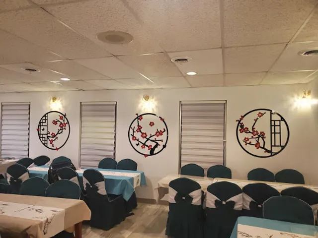 Happy Yummy Restaurant