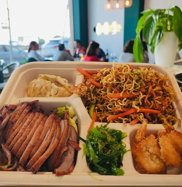 Golden chopsticks Torrejón de Ardoz