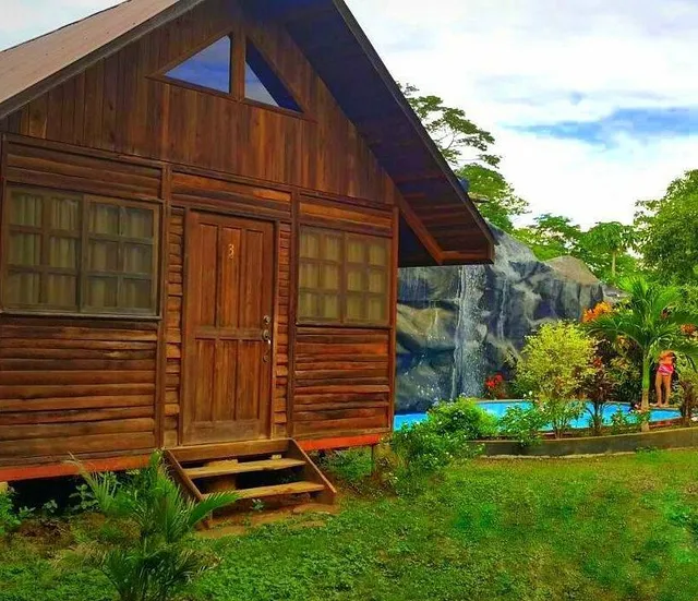 Hotel Cabañas La Teca