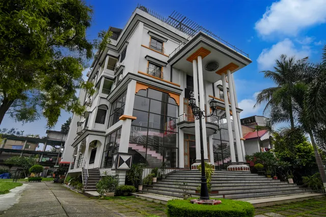 Collection O Jalpaiguri Greater Kailash