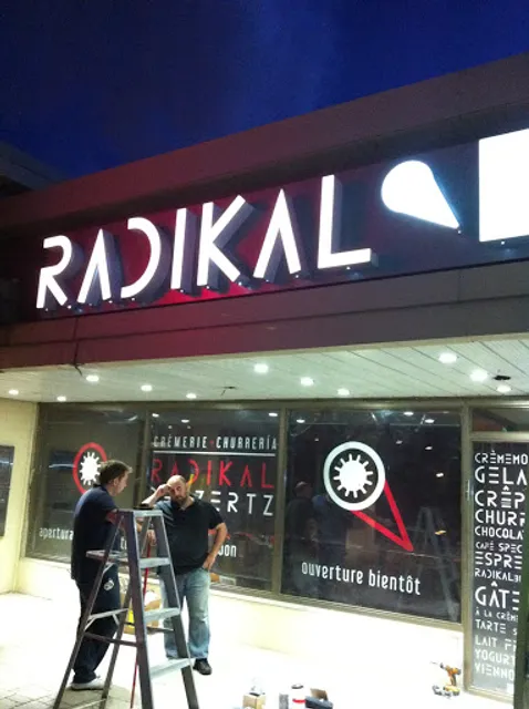 Radikal Dezzertz