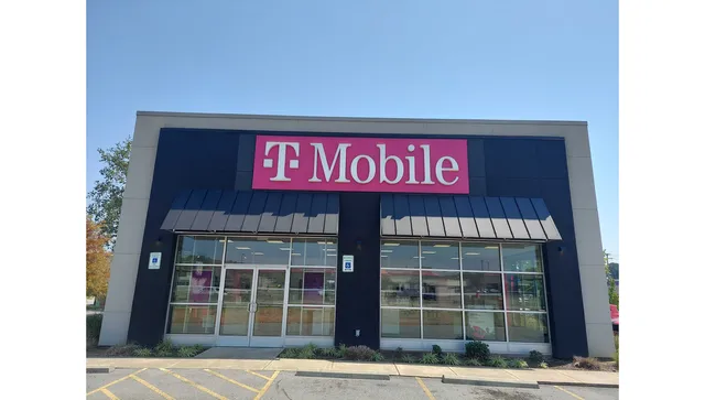 T-Mobile Authorized Retailer