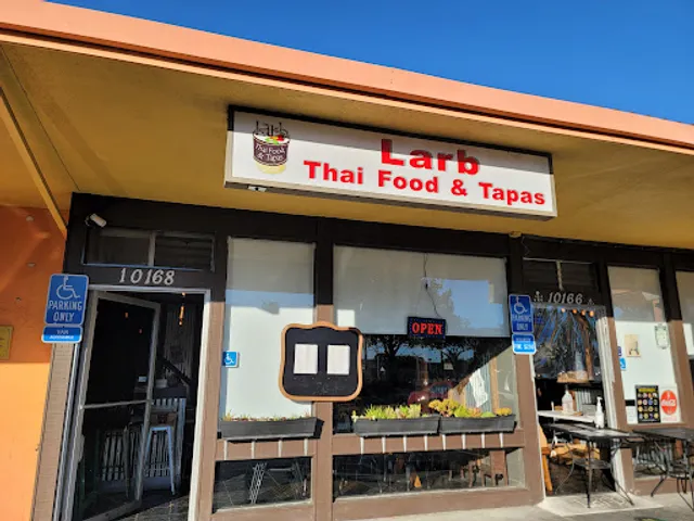 Larb Thai Food & Tapas