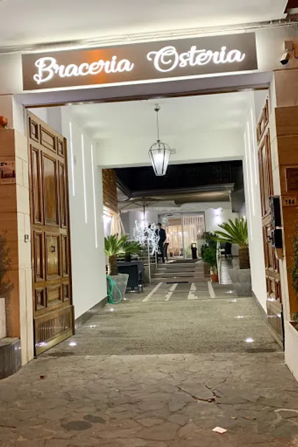 L'Antico portone braceria osteria