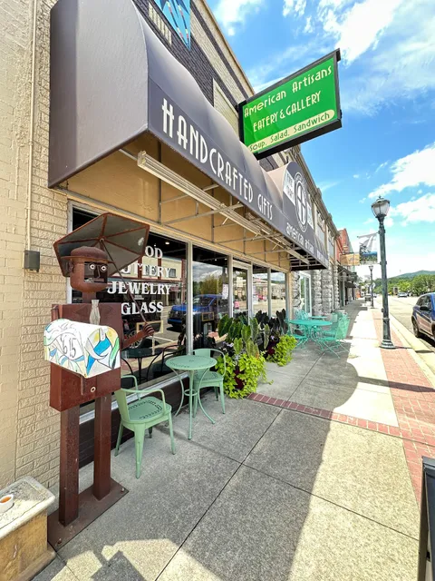American Artisans Eatery & Gallery