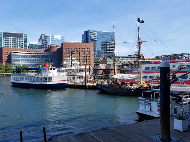 Boston Green Cruises