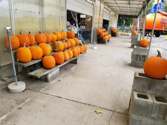 Schmitt's Farm Stand on Main