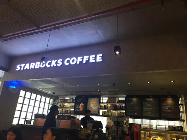 Starbucks Coffee (Sun Star City)