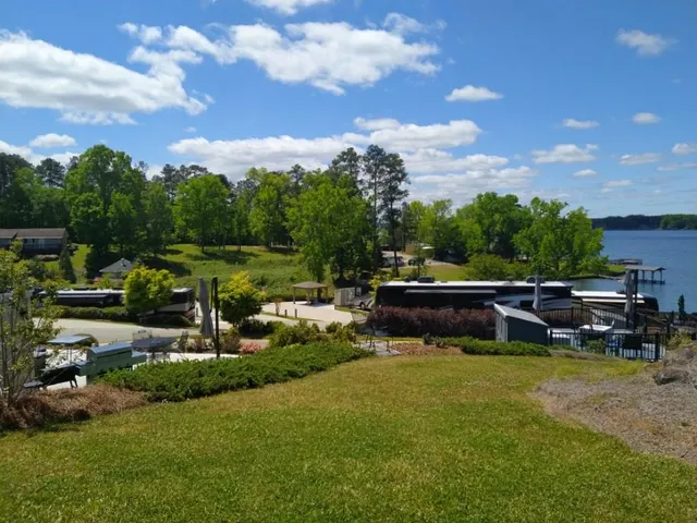 Lake Greenwood Motorcoach Resort
