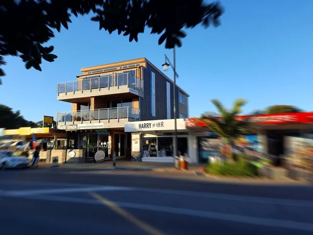 Beach Pacific Apartments