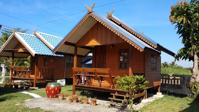 Graham & Donlaya Homestay