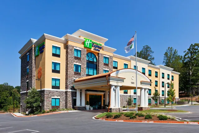 Holiday Inn Express & Suites Clemson - Univ Area by IHG