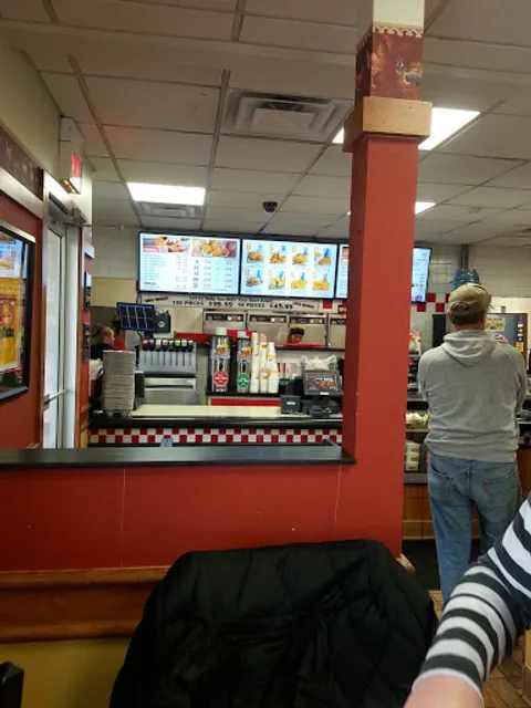 Lee's Famous Recipe Chicken