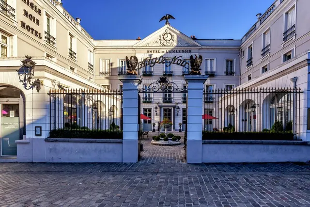 Aigle Noir Fontainebleau - MGallery Collection