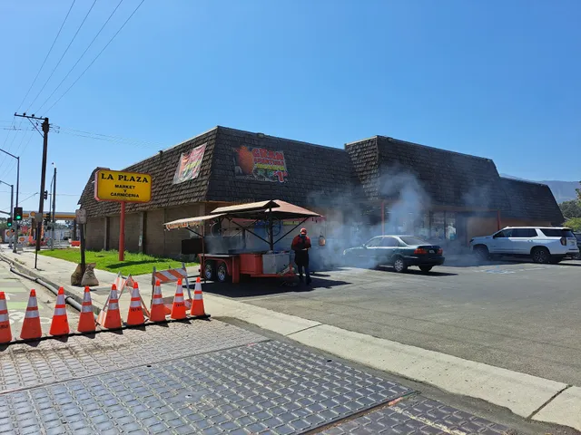 Carniceria Y Mercado La Plaza market