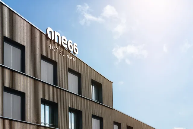Hotel one66 AG