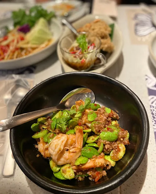 KubKao' KubPla Central Eastville