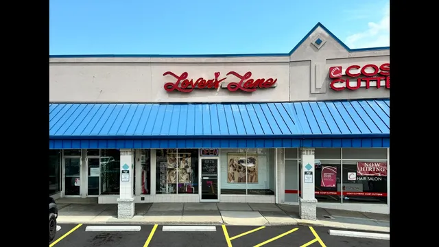 Lover's Lane - Parma Hts