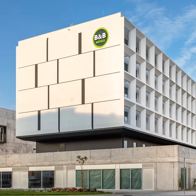 B&B Hotels