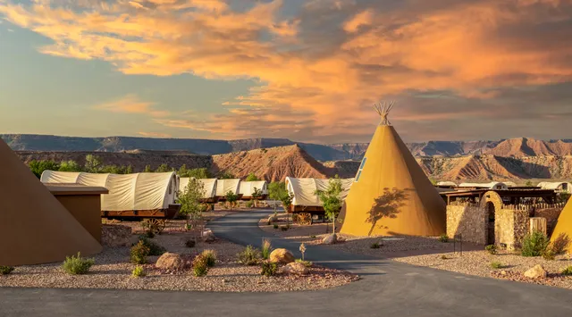 Zion White Bison Glamping + RV Resort